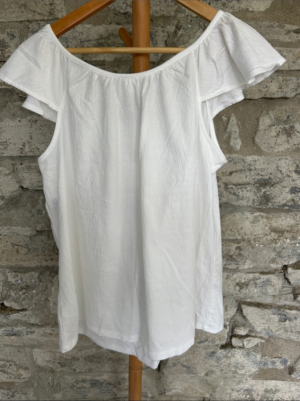 Flutter Sleeve Button Top - Picture 2 of 7